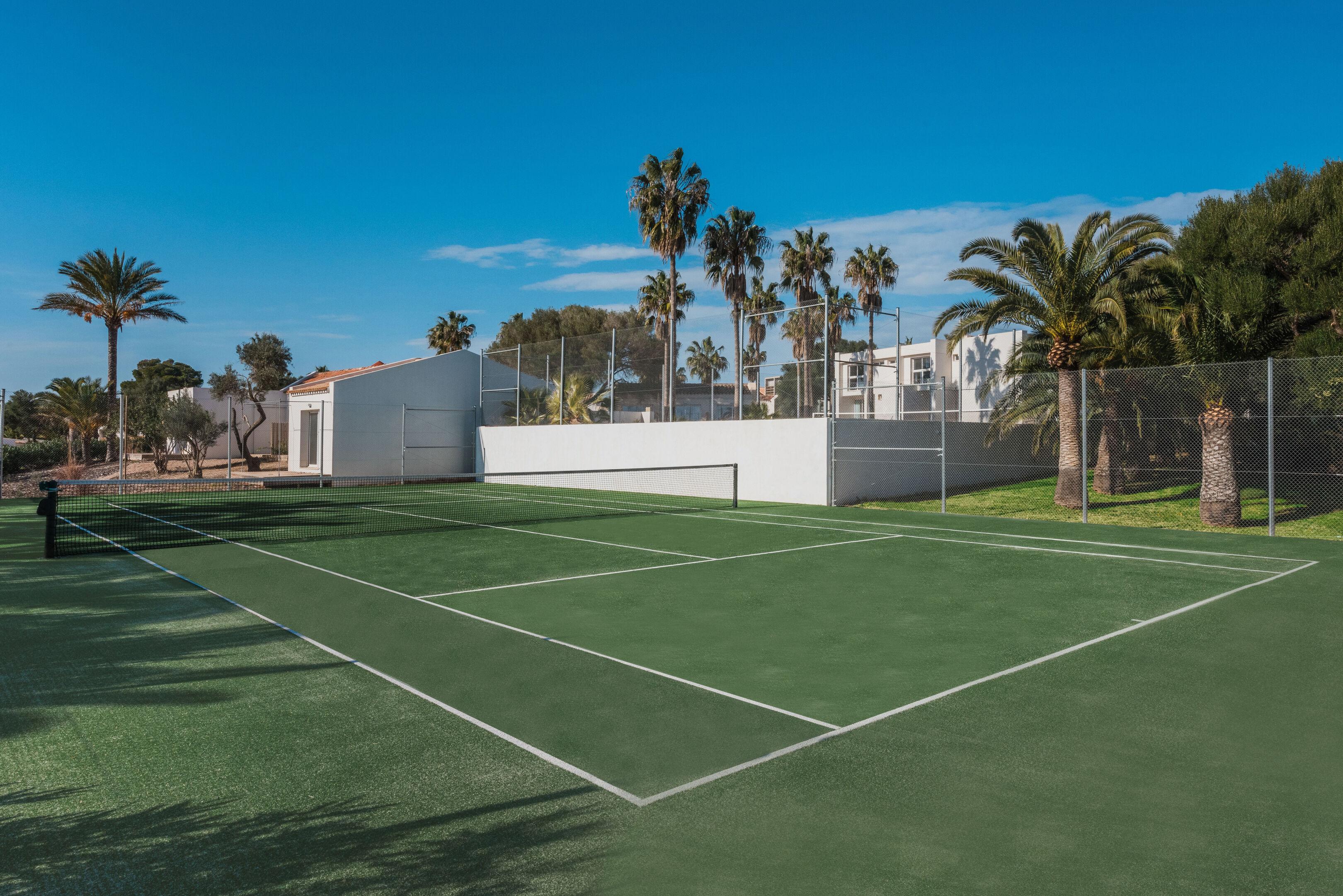 Hotel Iberostar Waves Cala Domingos 4*