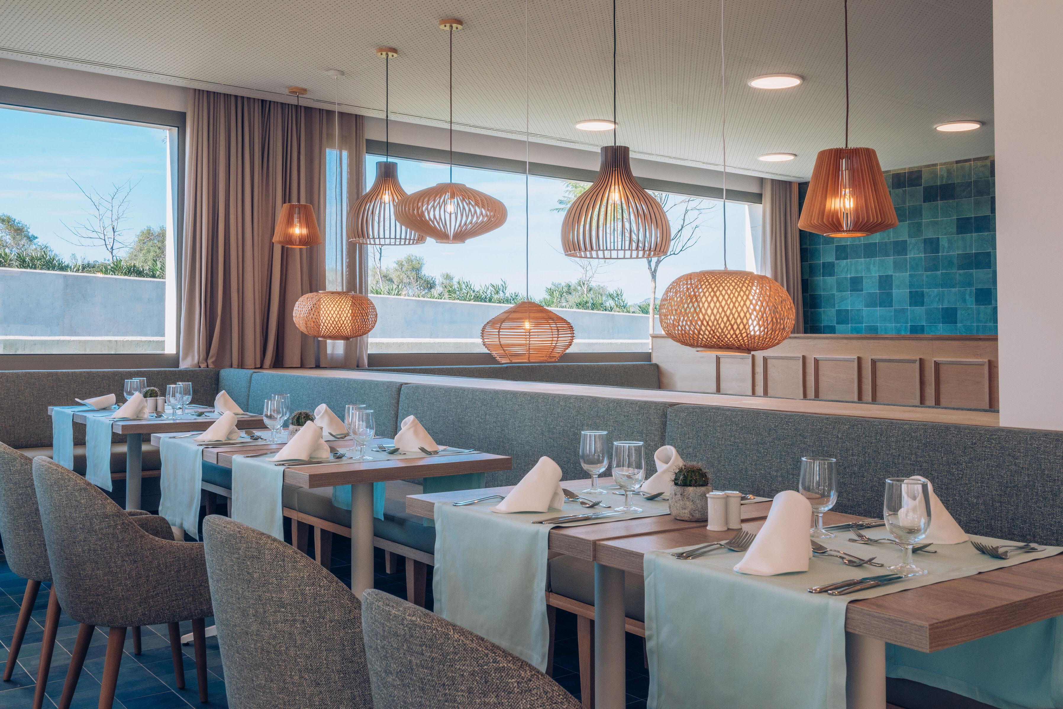 Iberostar Waves Cala Domingos Hotel 4*